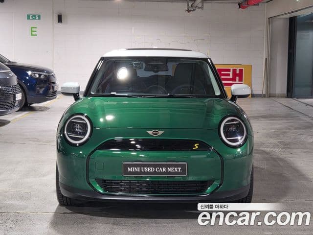 Mini Cooper Electric 2024 — ფოტო 9/20