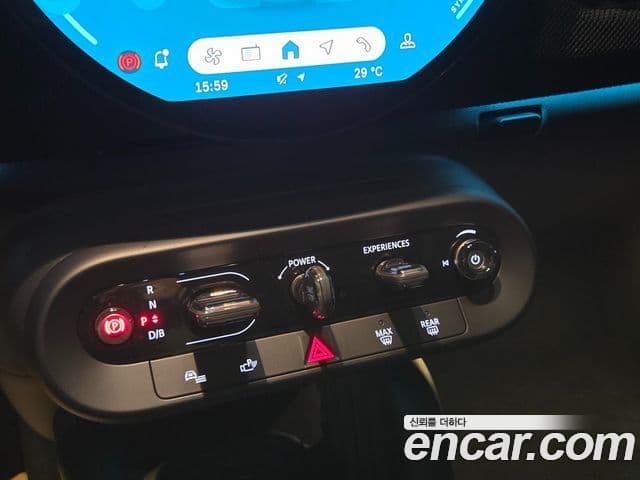 Mini Cooper Electric 2024 — ფოტო 10/20