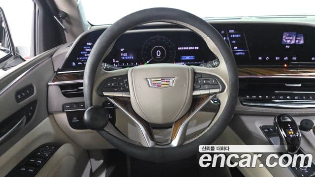 Cadillac Escalade 2023 — ფოტო 5/20