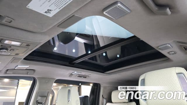 Cadillac Escalade 2023 — ფოტო 10/20