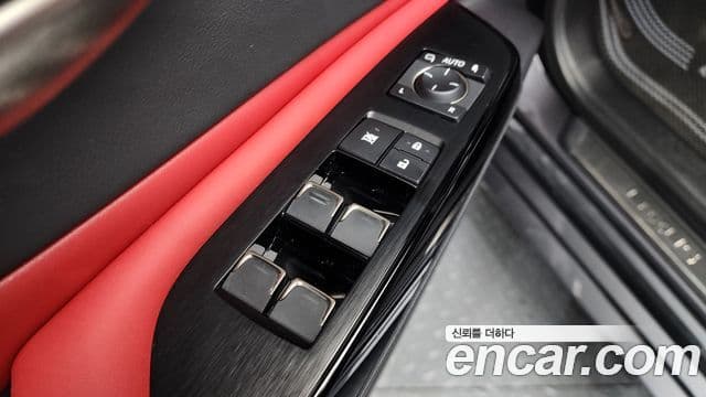 Lexus ES300h 2022 — Photo 33/33
