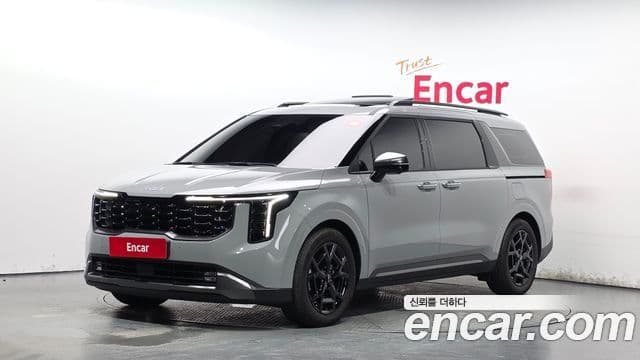Kia Carnival 2025 — Фото 1/20