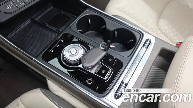 Kia Carnival 2025 — Фото 9/20