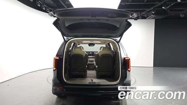 Kia Carnival 2025 — Фото 20/20