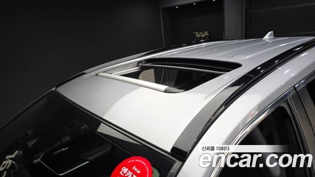 Toyota RAV4 2019 — ფოტო 4/20