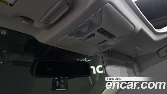 Toyota RAV4 2019 — ფოტო 20/20
