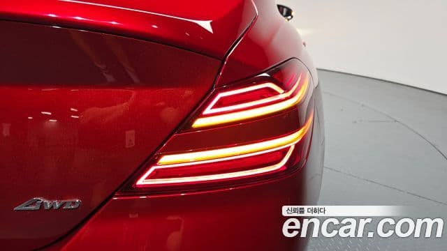 Genesis G70 2021 — Photo 8/41