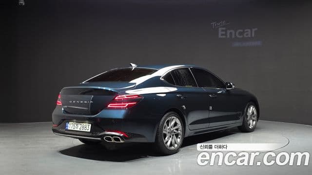 Genesis G70 2023 — Фото 1/20
