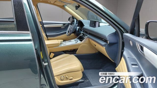 Genesis GV80 2021 — ფოტო 32/34