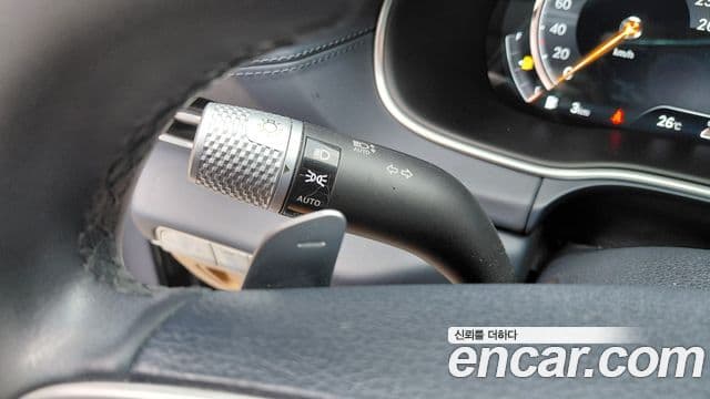 Genesis GV80 2021 — ფოტო 27/34