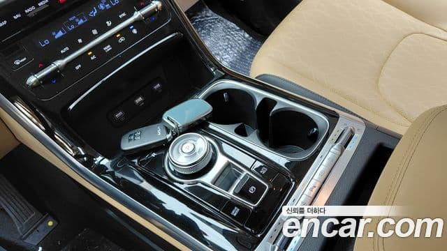 Kia Carnival 2021 — Фото 9/20