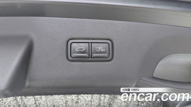 Kia Carnival 2021 — Фото 16/20