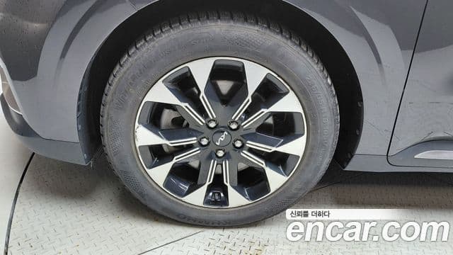 Kia Carnival 2021 — Şəkil 14/33