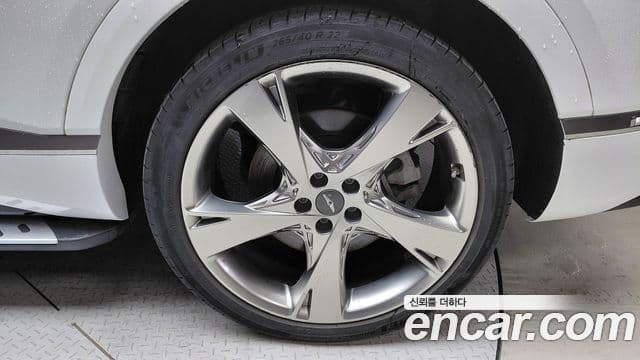 Genesis GV80 2022 — Photo 30/33