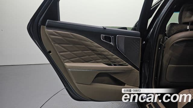 Kia K8 2021 — Photo 5/35