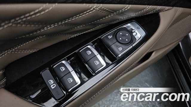 Kia K8 2021 — Photo 21/35