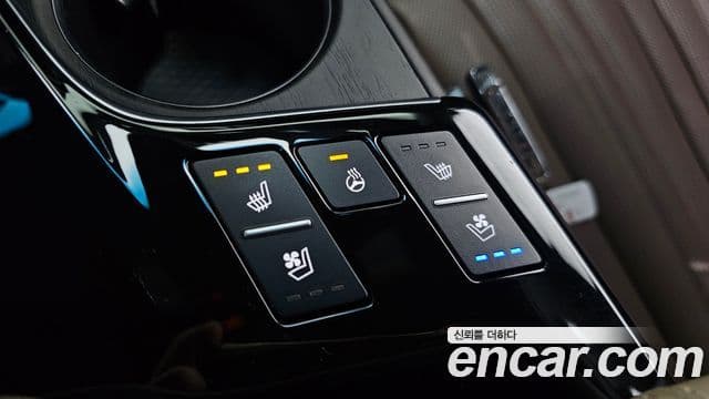 Kia K8 2021 — Photo 18/35