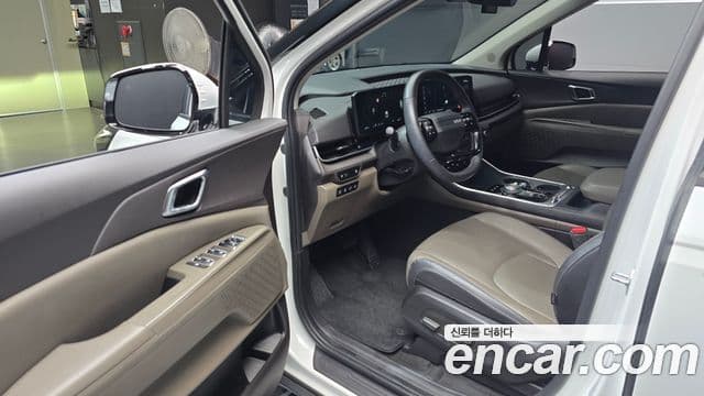 Kia Carnival 2024 — Фото 10/20