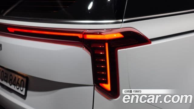 Kia Carnival 2024 — Şəkil 15/34