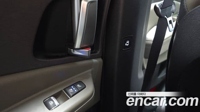 Kia Carnival 2024 — Şəkil 23/34
