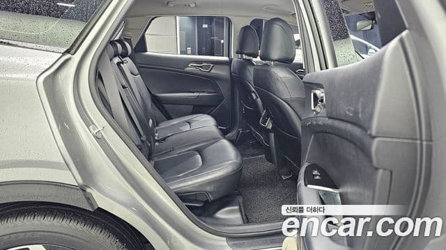 Kia Sportage 2021 — Фото 12/20