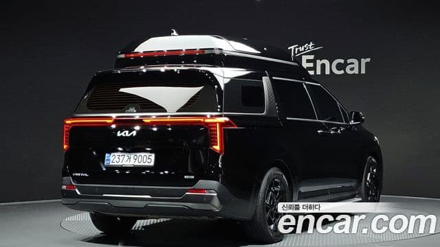 Kia Carnival 2024 — Фото 2/20