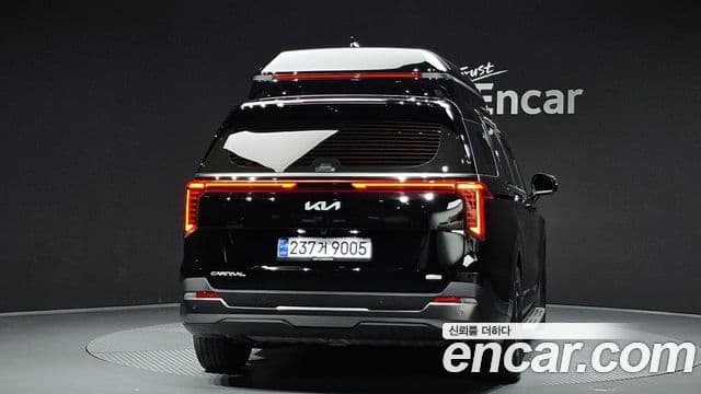 Kia Carnival 2024 — Фото 4/20
