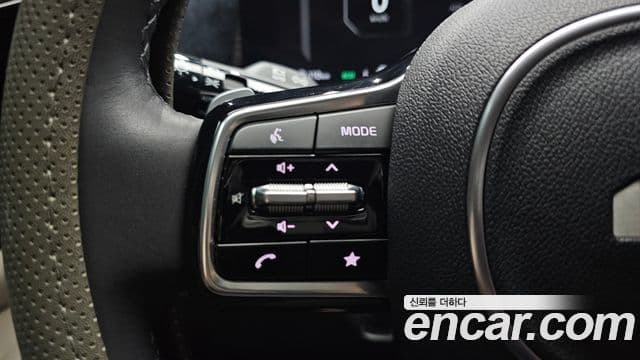 Kia Carnival 2024 — Фото 18/20