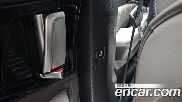 Kia Carnival 2024 — ფოტო 7/37