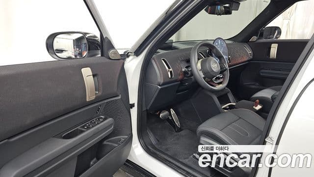 Mini Cooper S Countryman 2026 — Фото 10/20