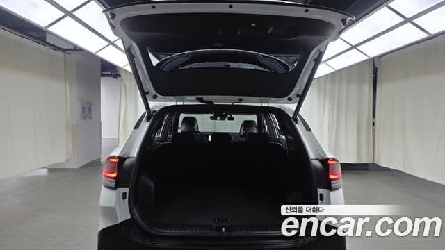 Kia Sportage 2023 — Фото 17/20