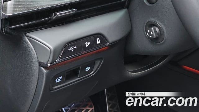 Genesis GV80 Coupe 2025 — Фото 14/20