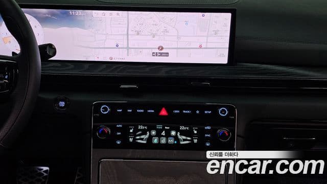 Genesis GV80 Coupe 2025 — Фото 15/20