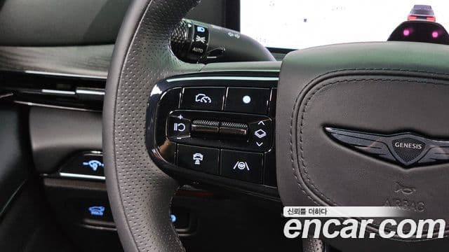 Genesis GV80 Coupe 2025 — Фото 17/20