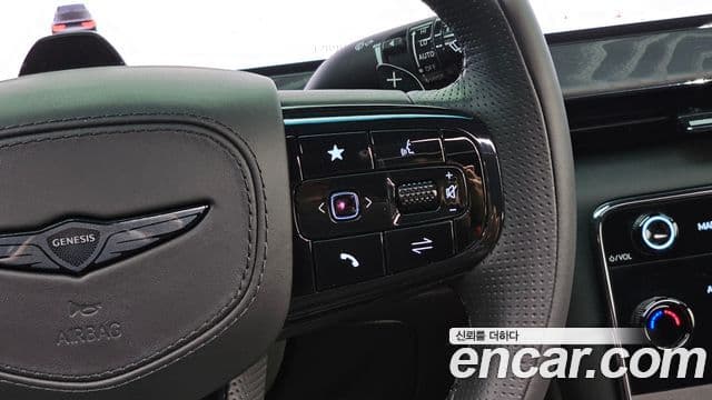 Genesis GV80 Coupe 2025 — Фото 18/20