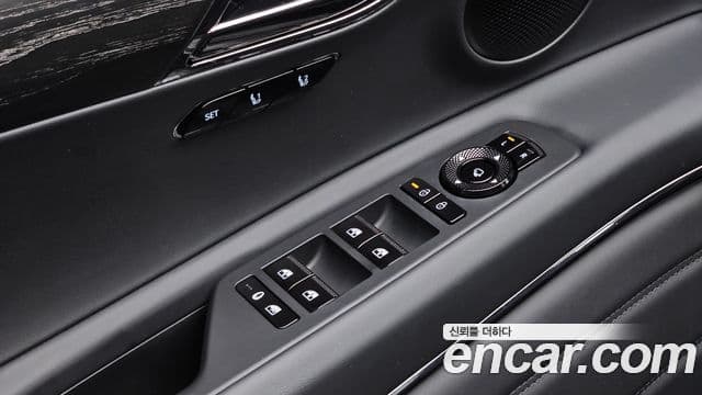 Genesis GV80 Coupe 2025 — ფოტო 4/37