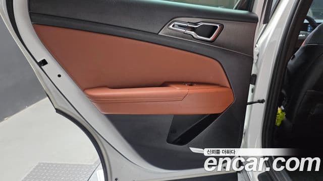 Kia Sportage 2025 — Photo 7/31