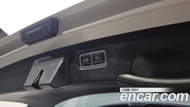 Kia Sorento 2023 — Photo 20/38