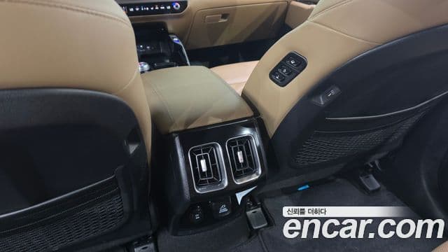 Kia Sorento 2023 — Photo 29/38