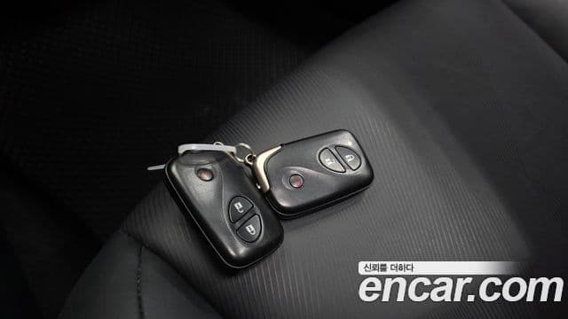 Lexus CT200h 2018 — Photo 2/30