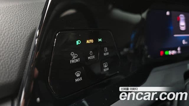 Volkswagen Golf 2022 — Photo 23/31
