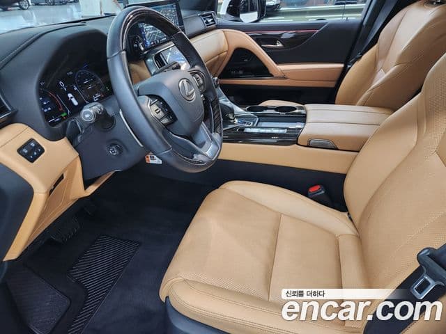 Lexus LX 2025 — Фото 16/19