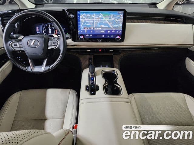 Lexus LM 2024 — Фото 14/20