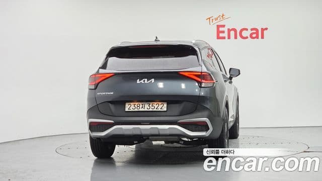 Kia Sportage 2021 — Фото 4/20
