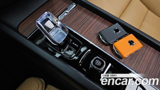 Volvo V60 Cross Country 2025 — Фото 9/20