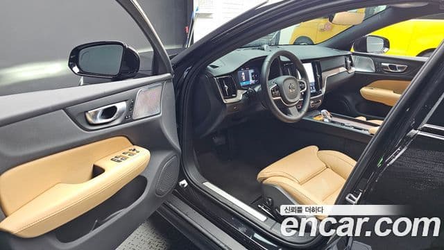 Volvo V60 Cross Country 2025 — Фото 10/20