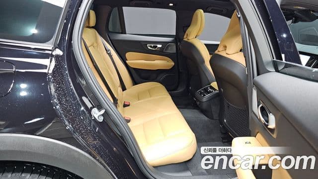 Volvo V60 Cross Country 2025 — Фото 11/20