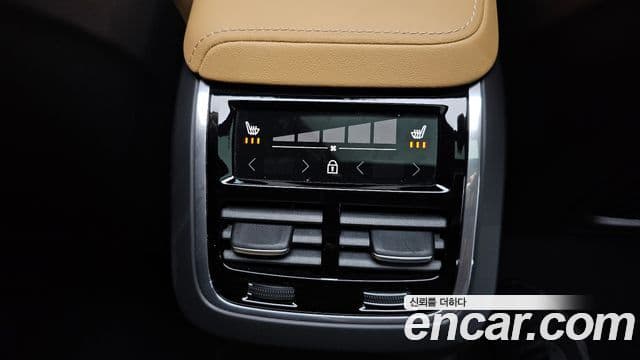 Volvo V60 Cross Country 2025 — Фото 18/20