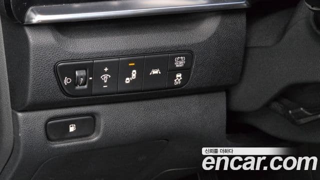 Kia Niro 2019 — Фото 19/20