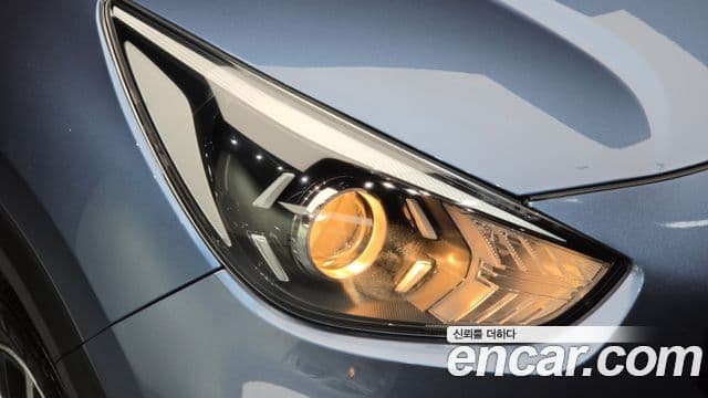 Kia Niro 2019 — Şəkil 23/30